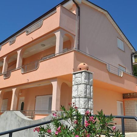 Apartments Bozic Novi Vinodolski Esterno foto