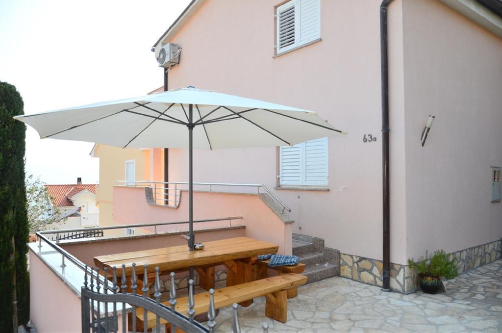 Apartments Bozic Novi Vinodolski Esterno foto
